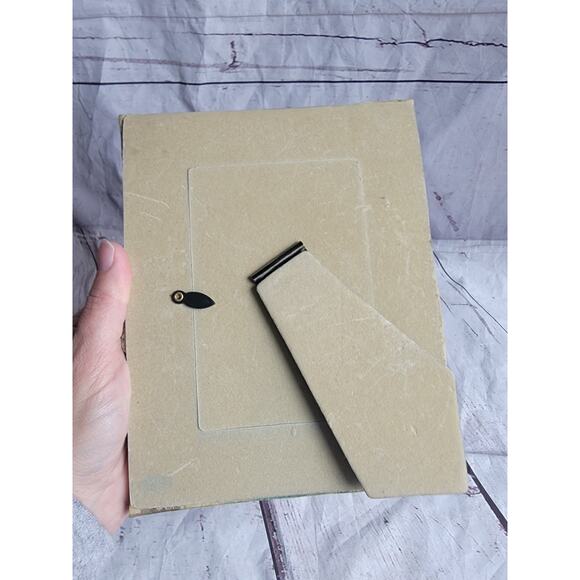 3D Gardener Design On Distressed-Stone Resin Tabletop Frame Fits 3x4.5" - Picture 10 of 10